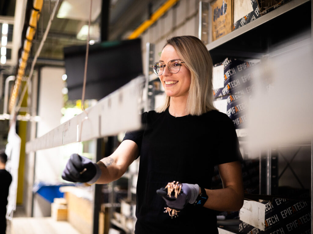 Proton Finishing, Anderstorp, ytbehandling, produktion,